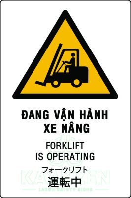 ĐANG VẬN HÀNH XE NÂNG